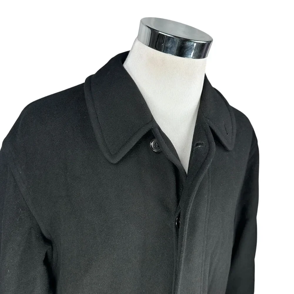 Barney’s New York Peacoat Coat Men’s US 36R Black Button Front 100% Cashmere‎