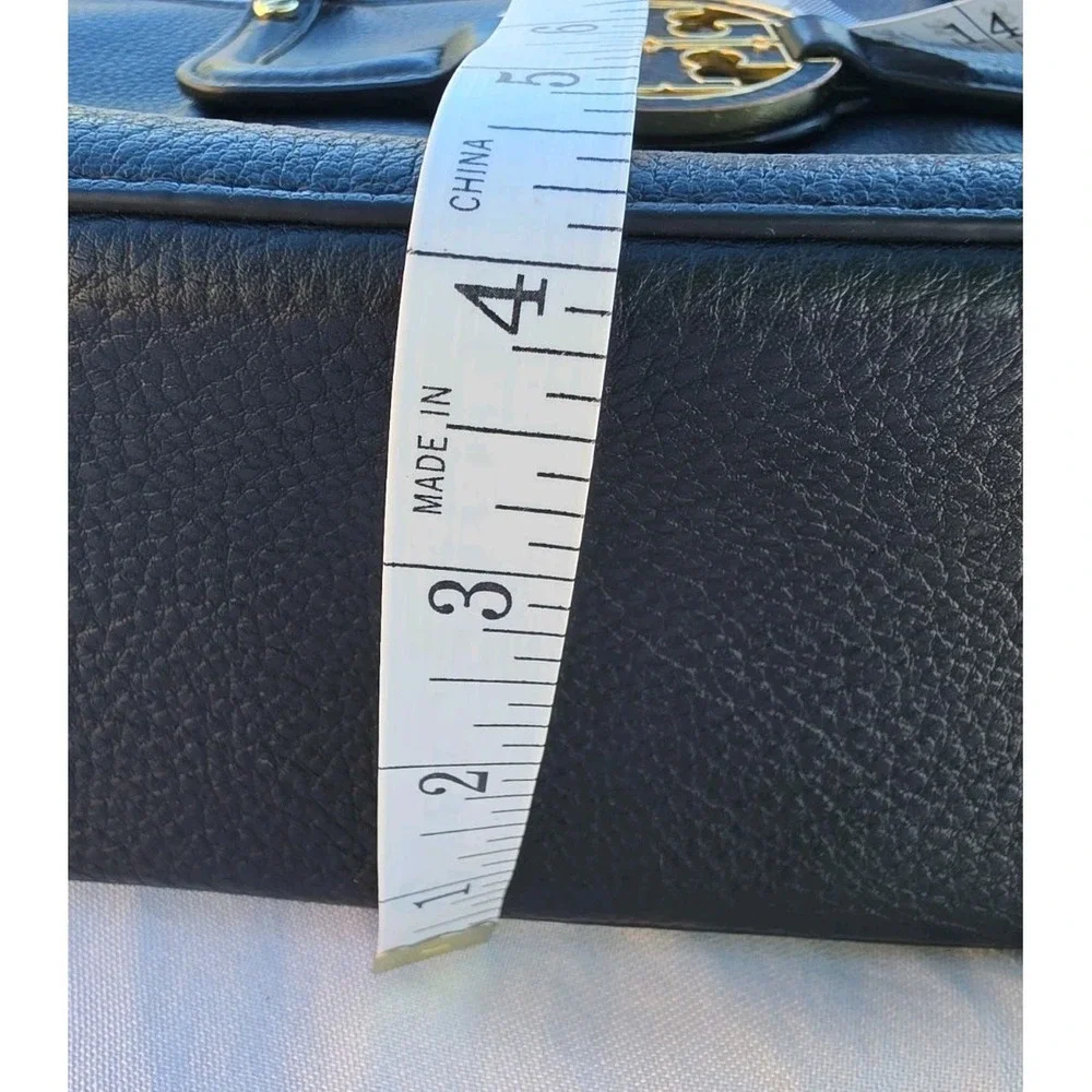 Tory Burch s45b12 authentic