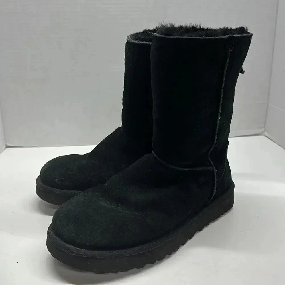 UGG boots classic