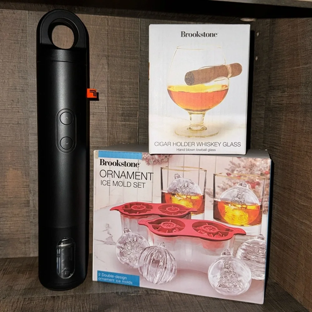 Lot—NWT‎ BROOKSTONE BAR Accessories