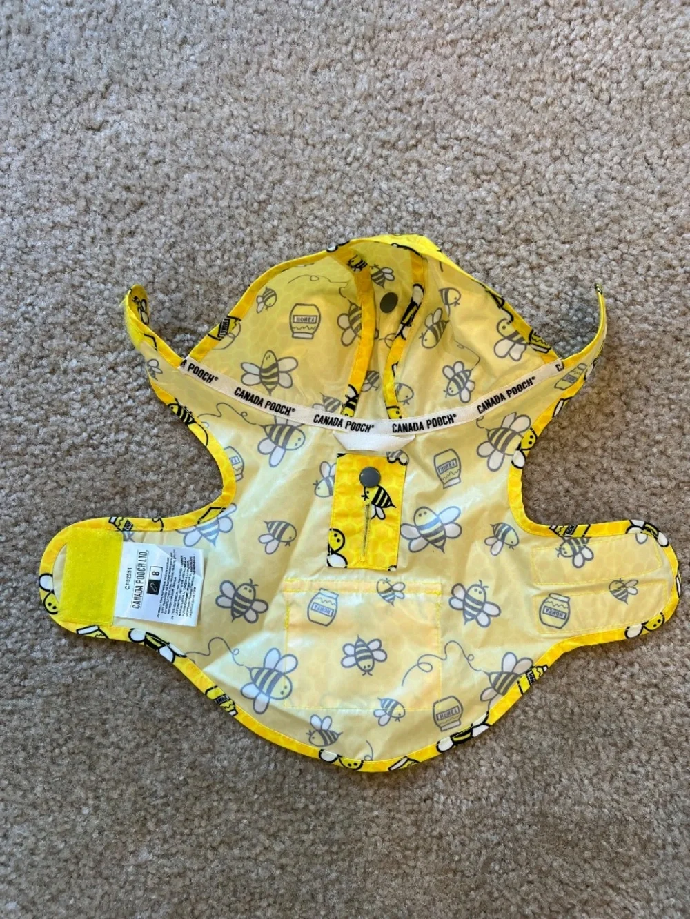 Canada Pooch water resistant