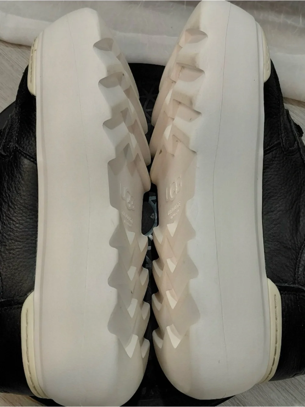 UGG comfortable women’s