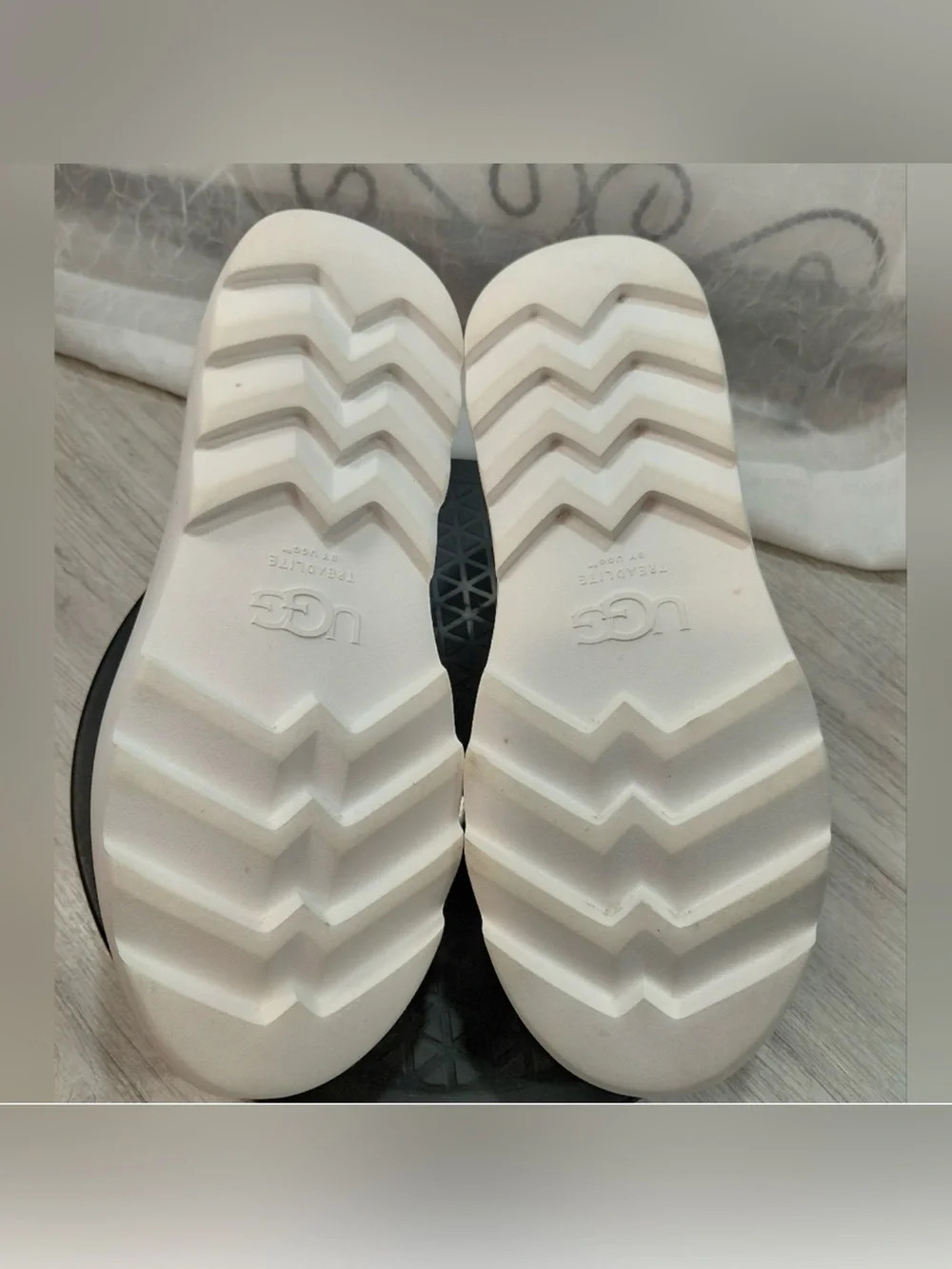 UGG comfortable women’s