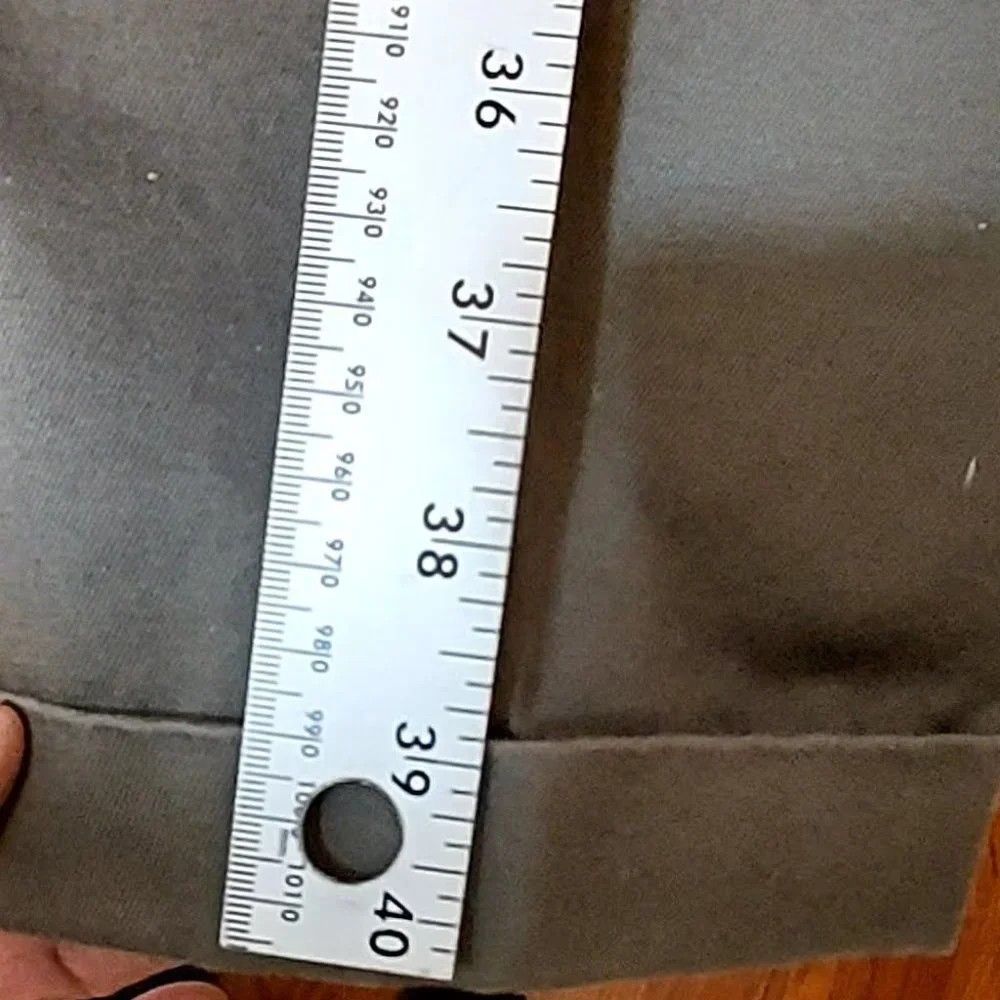 Gap Gapkhakis these are