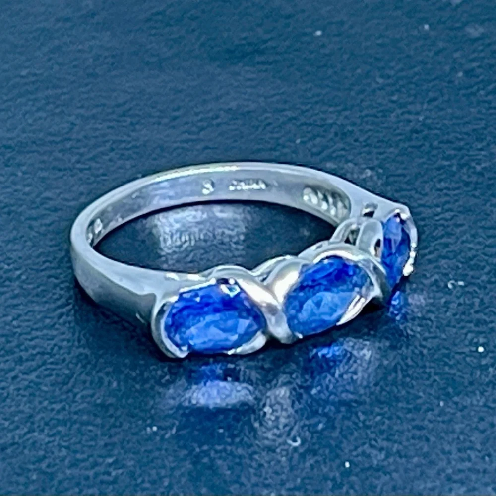 N/A beautiful blue