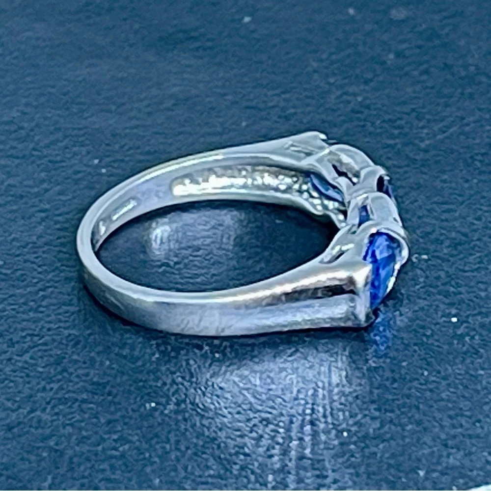 N/A beautiful blue