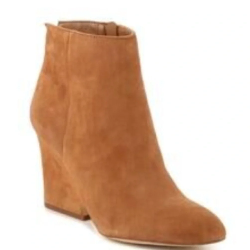 Sam Edelman boots picture