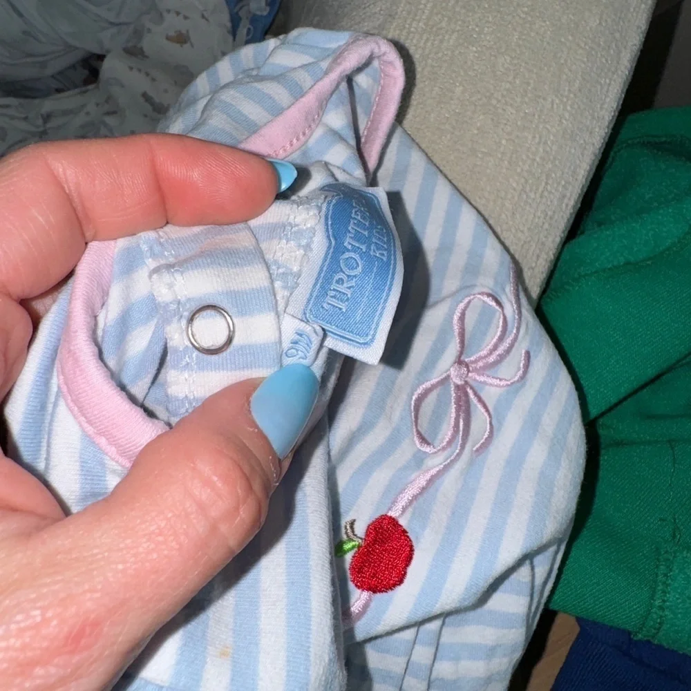 Trotter Street Kids size months
