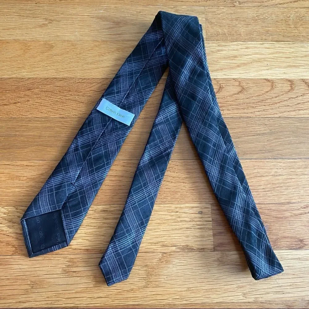 Calvin Klein euc color