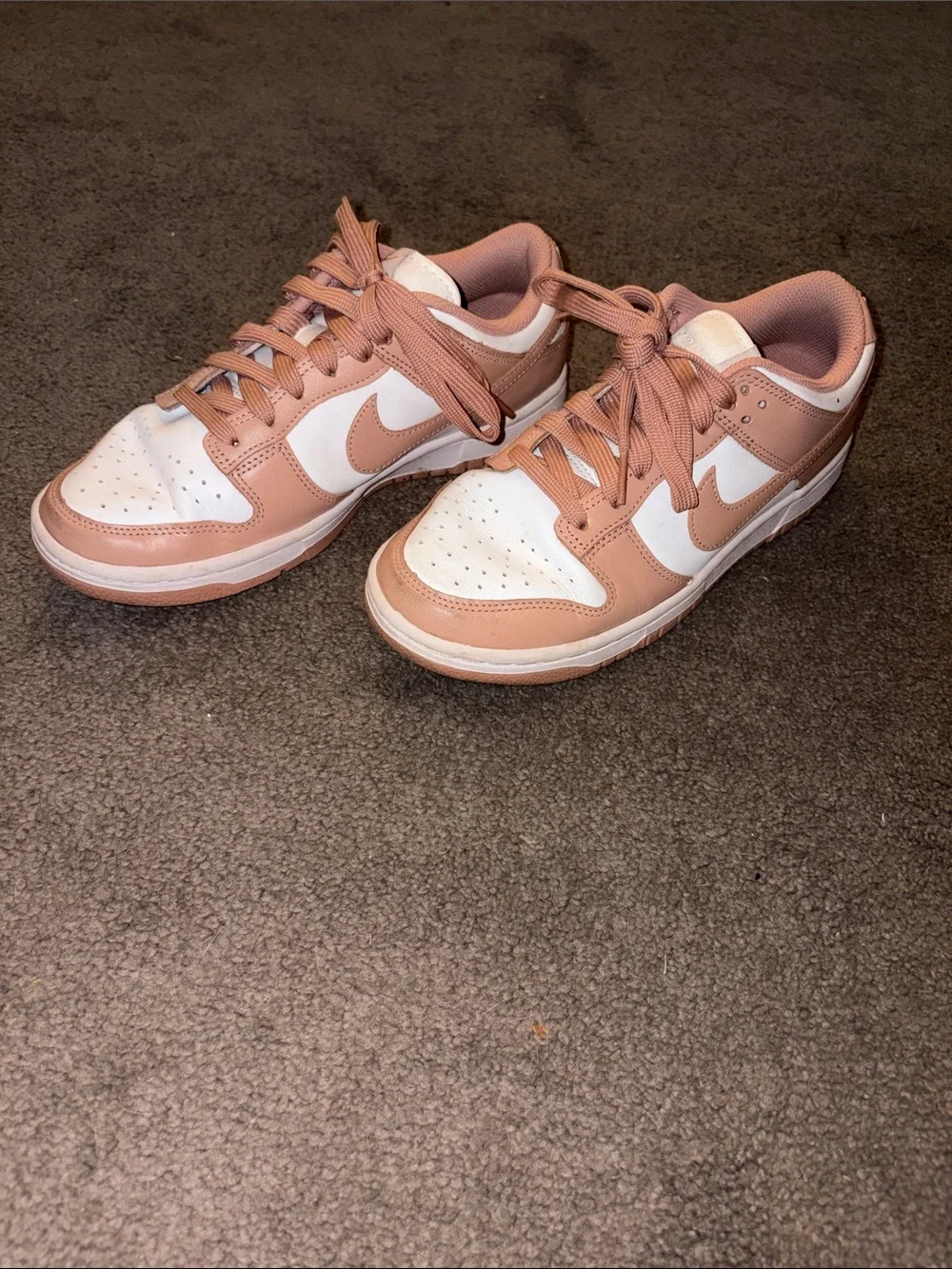 Nike classic low