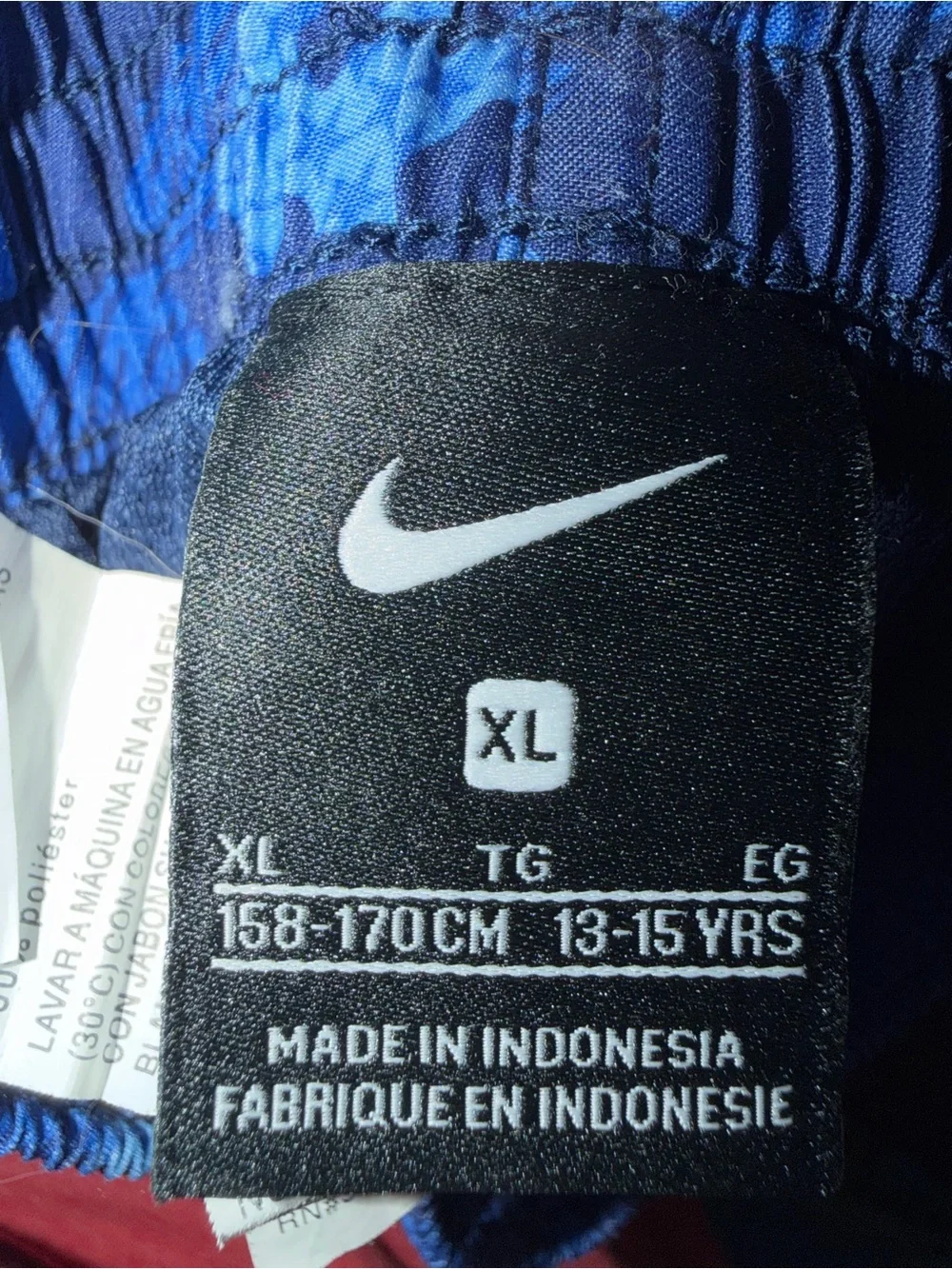 Nike kids swim