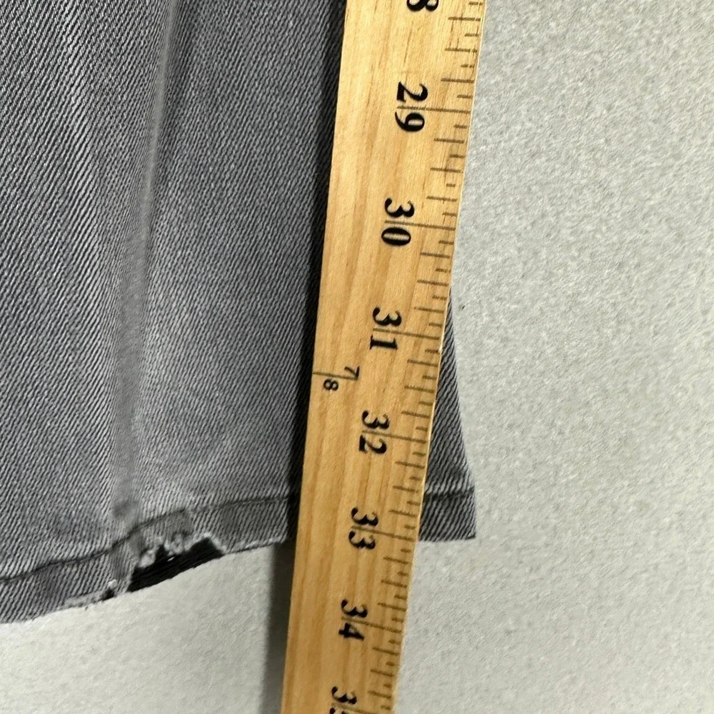 Levis levis 541