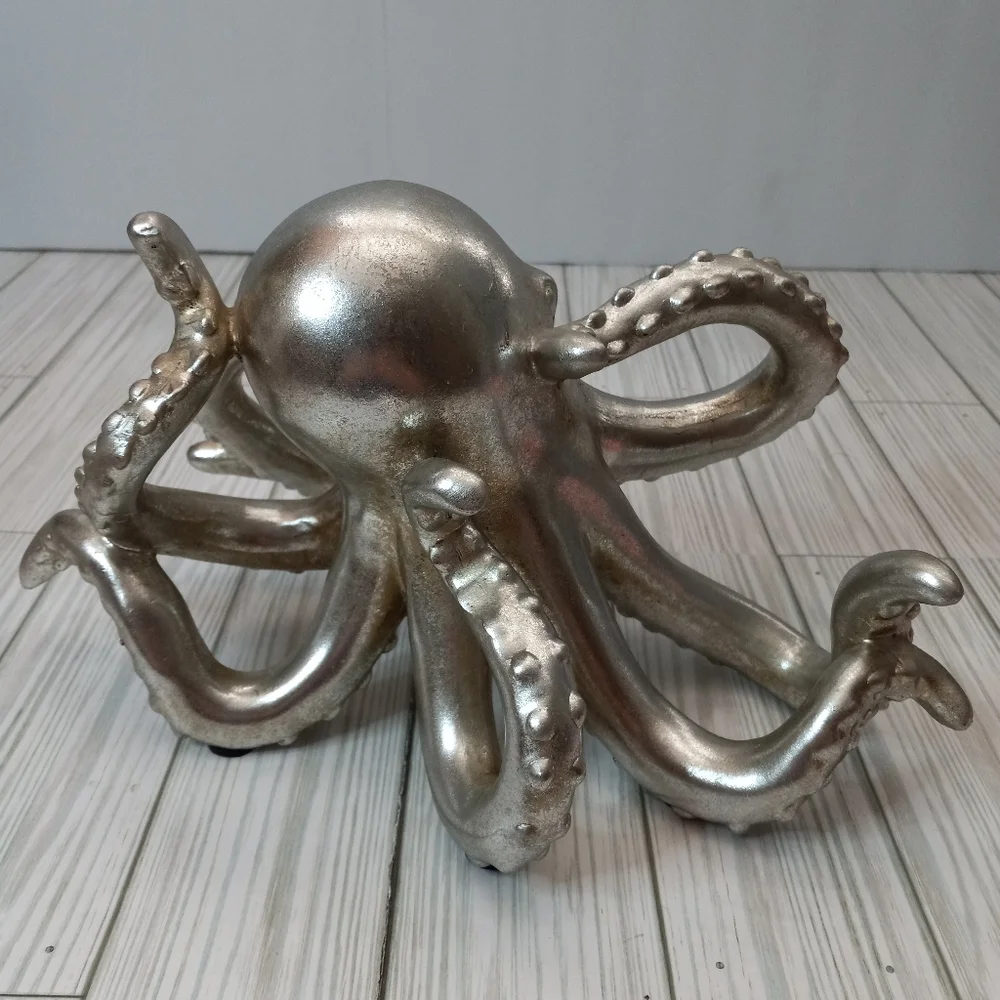 N/A decorative silver