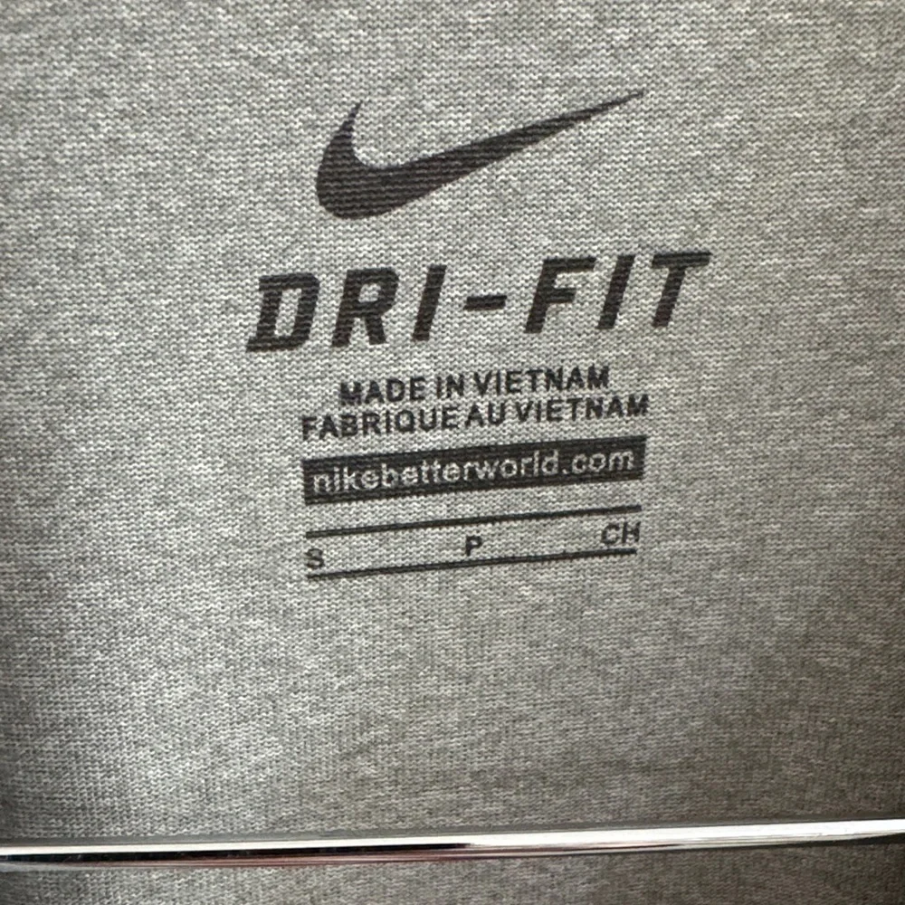 Nike short sleeve