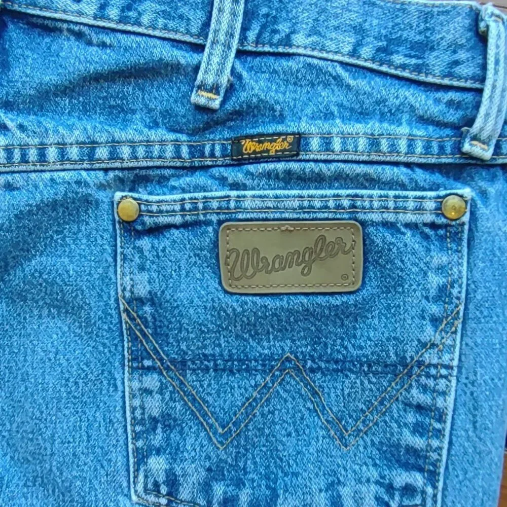 Wrangler Jeans George Straight Cowboy Cut Medium Blue Wash Denim  Men's 38 x 34