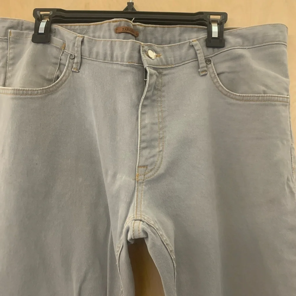 Zara sleek stylish