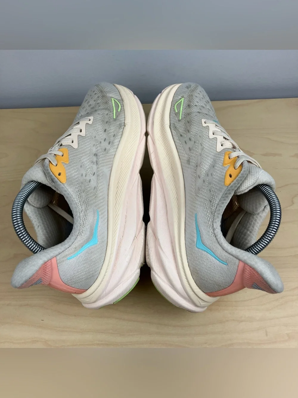 Hoka One One hoka one