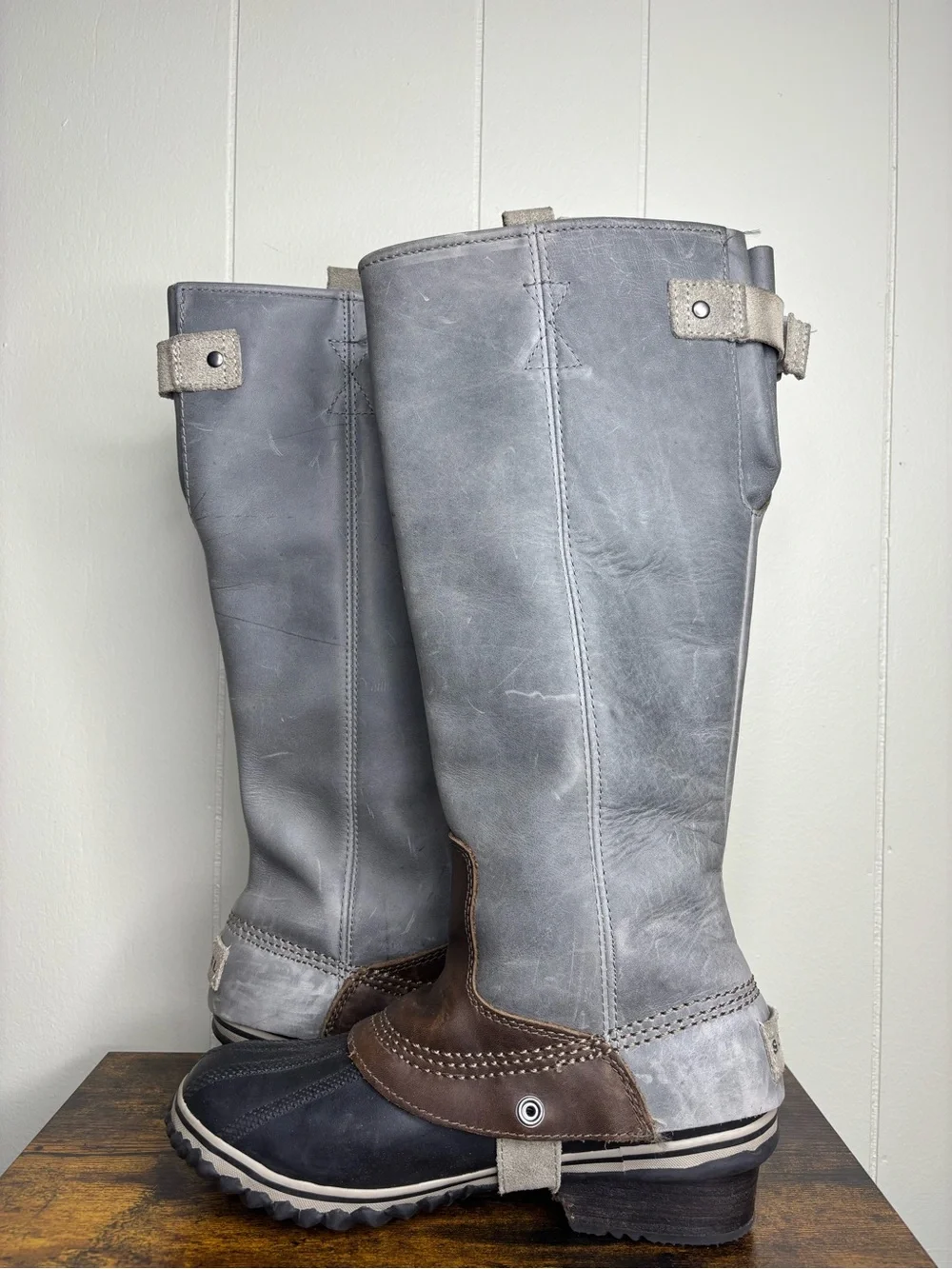 Sorel boots tall scuffs