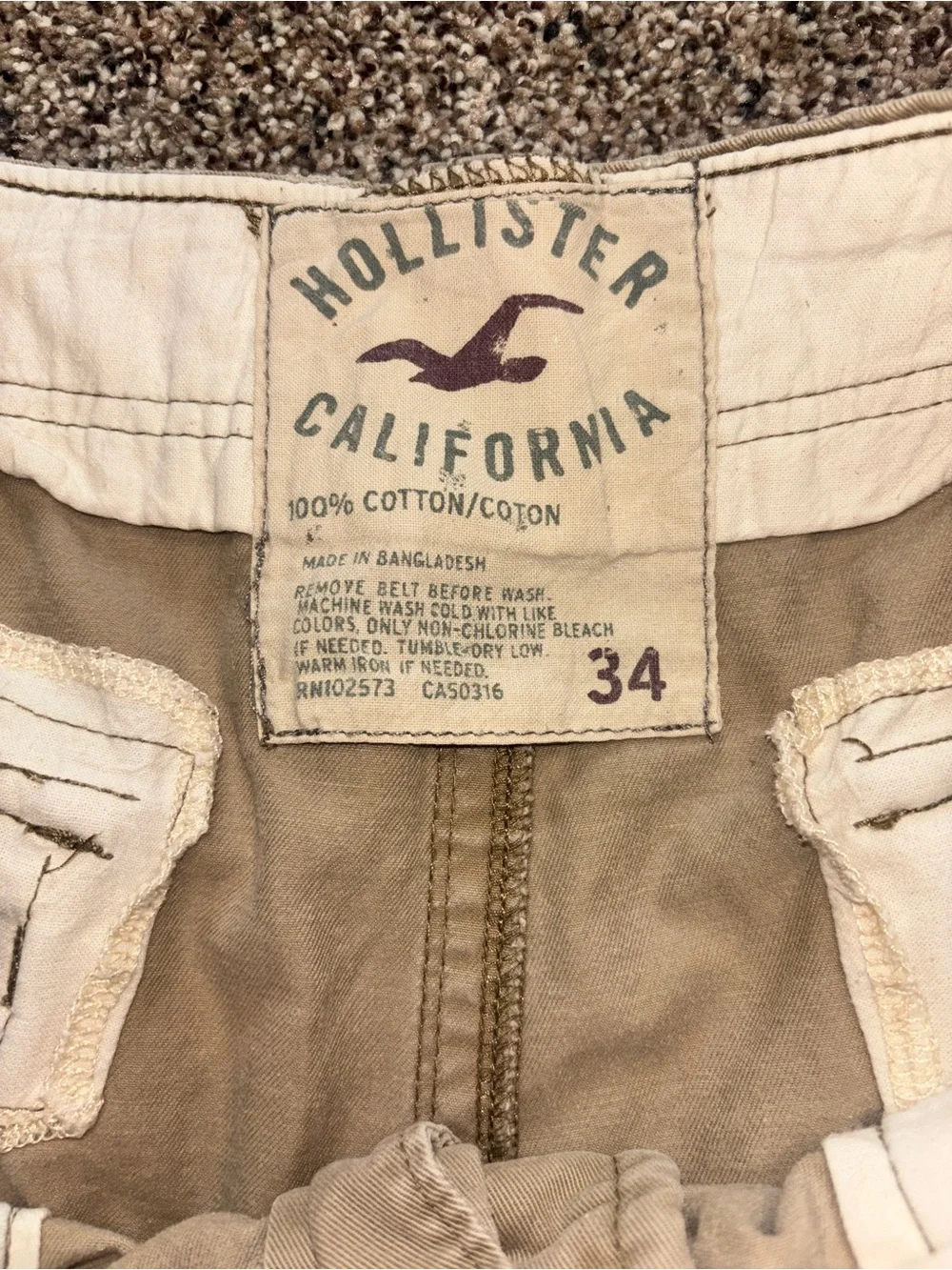 Hollister gently pre