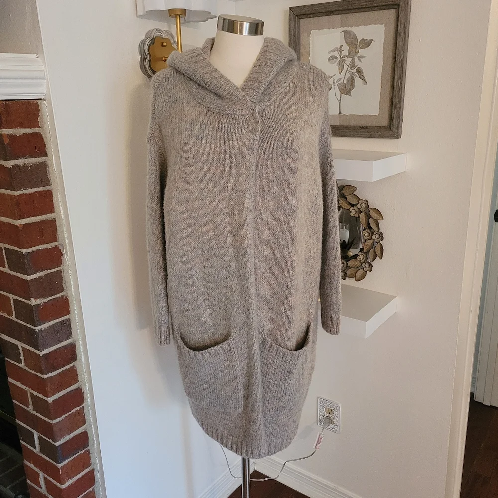 Free People Eyes On You Cozy Gray Tan Hooded Sweater XS