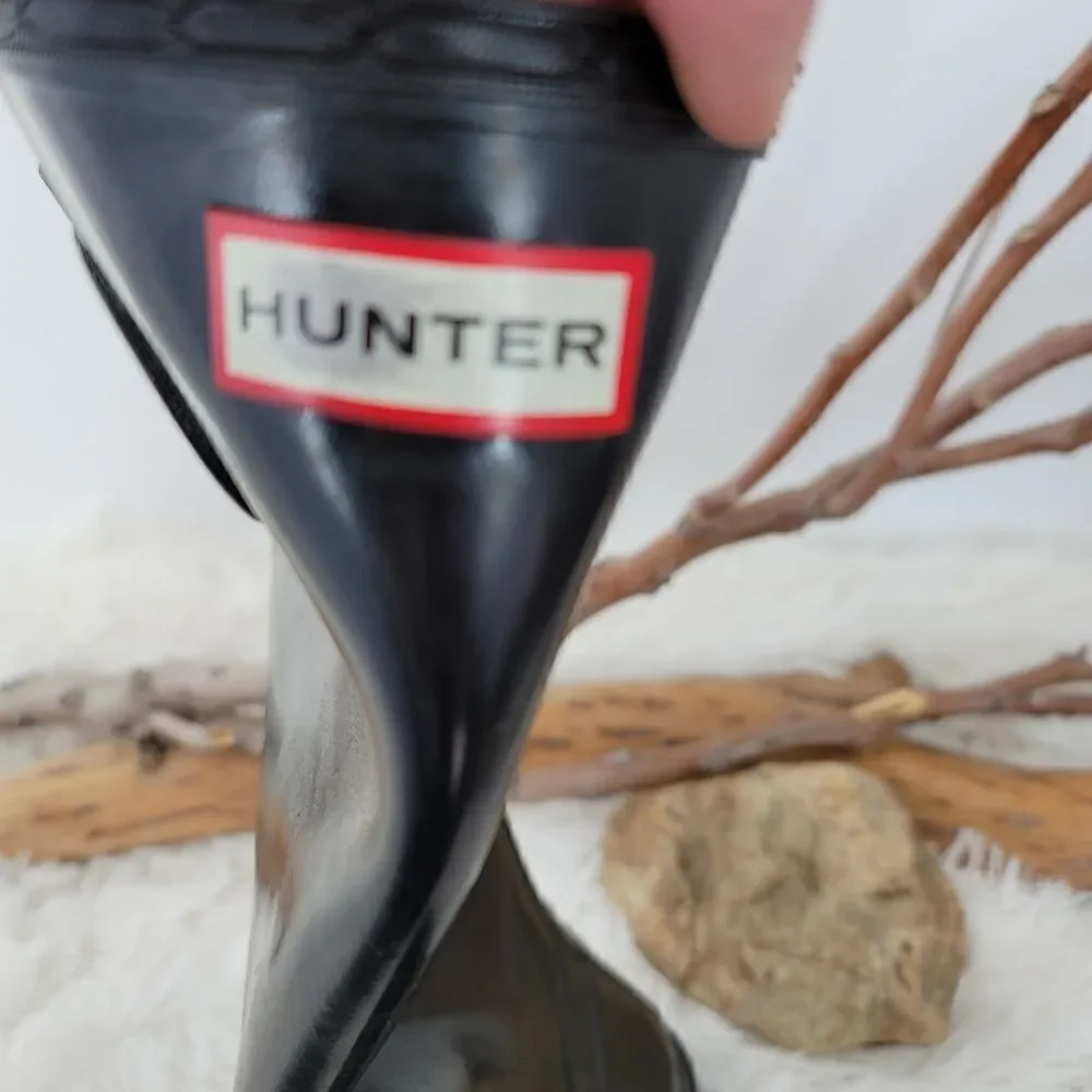 Hunter black tall