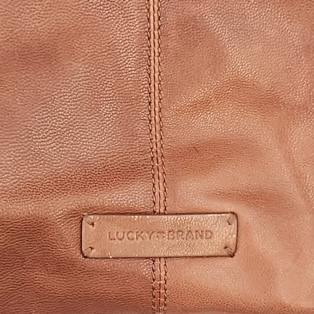 Lucky Brand stylish lucky