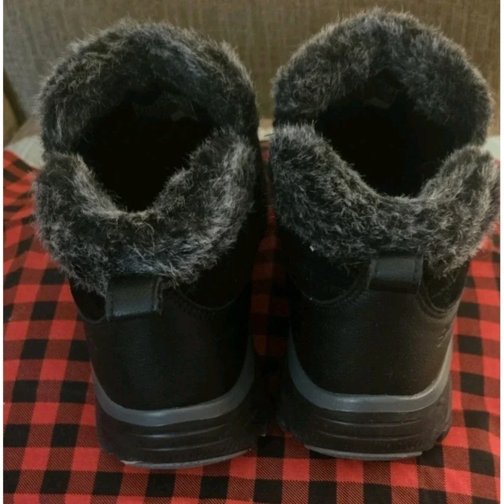 Skechers relaxed fit