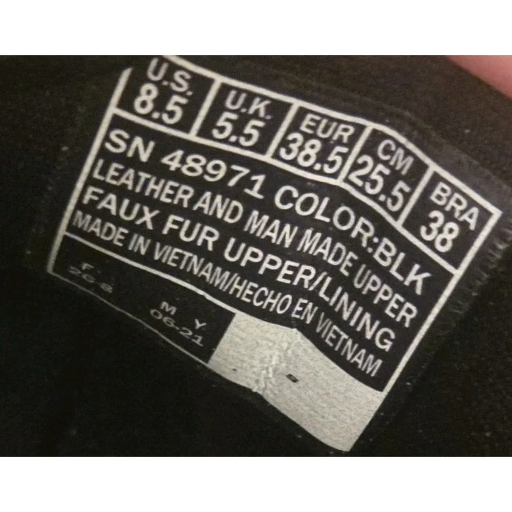 Skechers relaxed fit