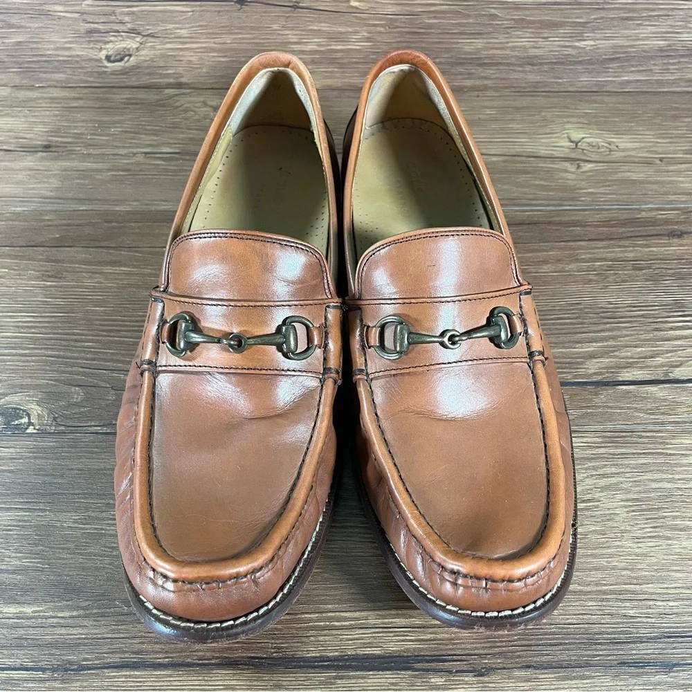 Cole Haan ships within