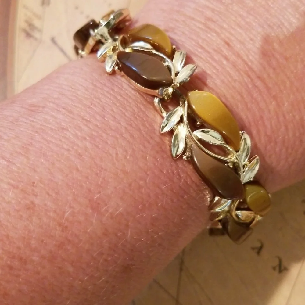 Vintage bracelet gold