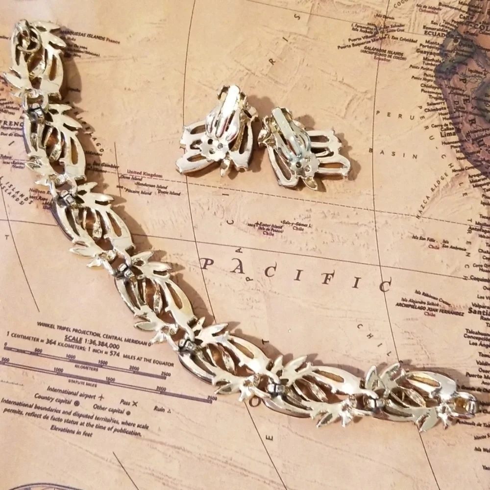 Vintage bracelet gold