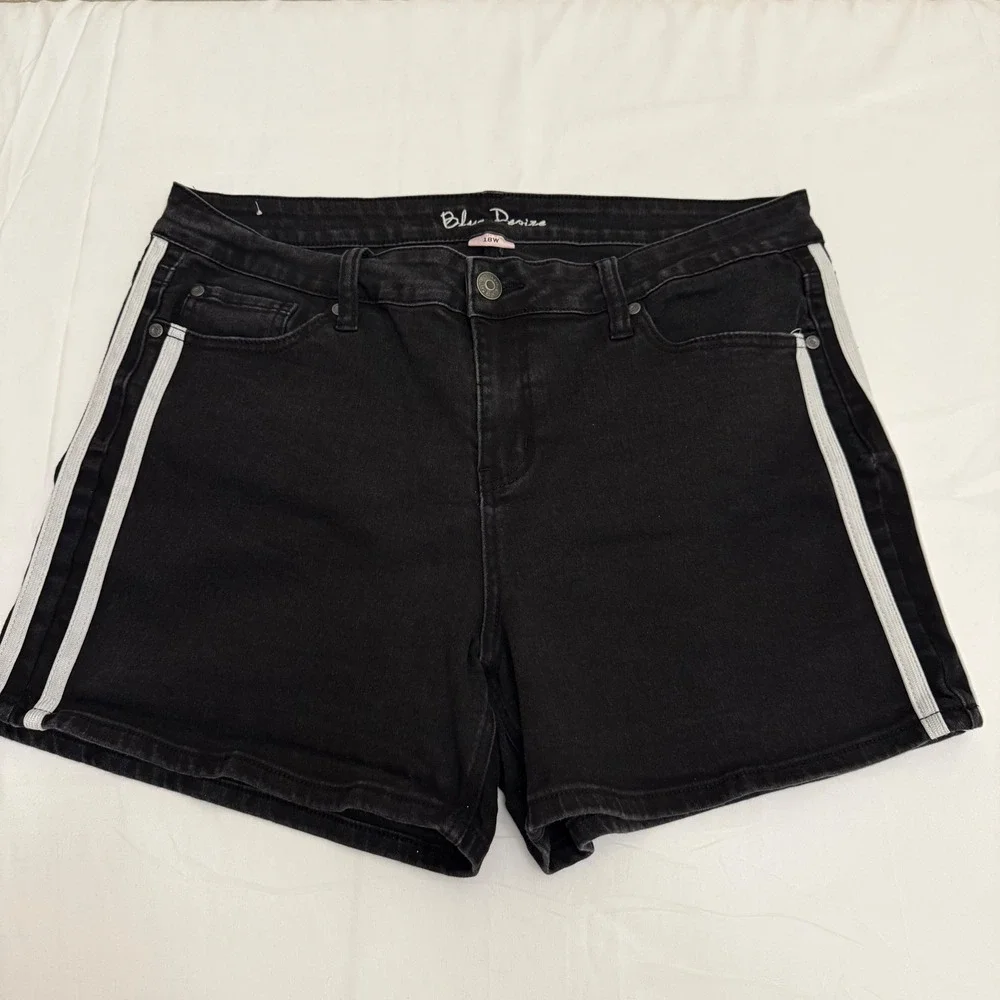 Blue Desire Curvy Black Denim Shorts White Side Stripe Womens 18W