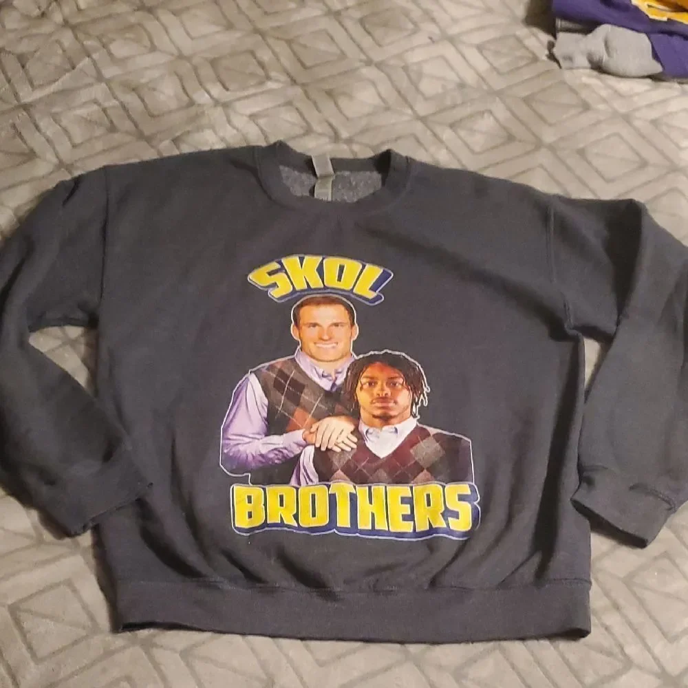 Gildan stay cozy