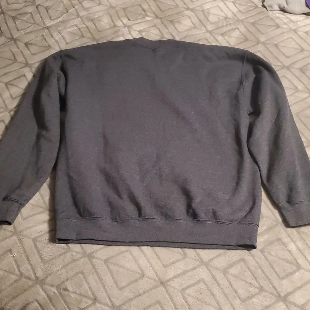Gildan stay cozy