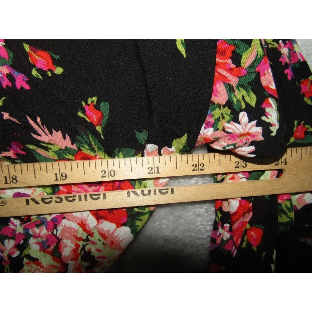 The Unbranded Brand vtg 90s