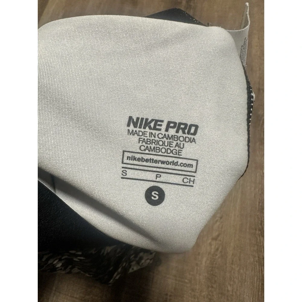 Nike pro gray