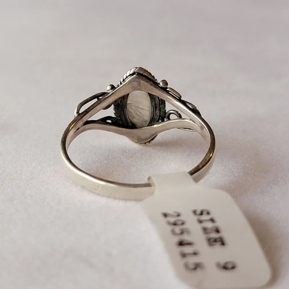 925 Sterling Silver prehnite horseshoe