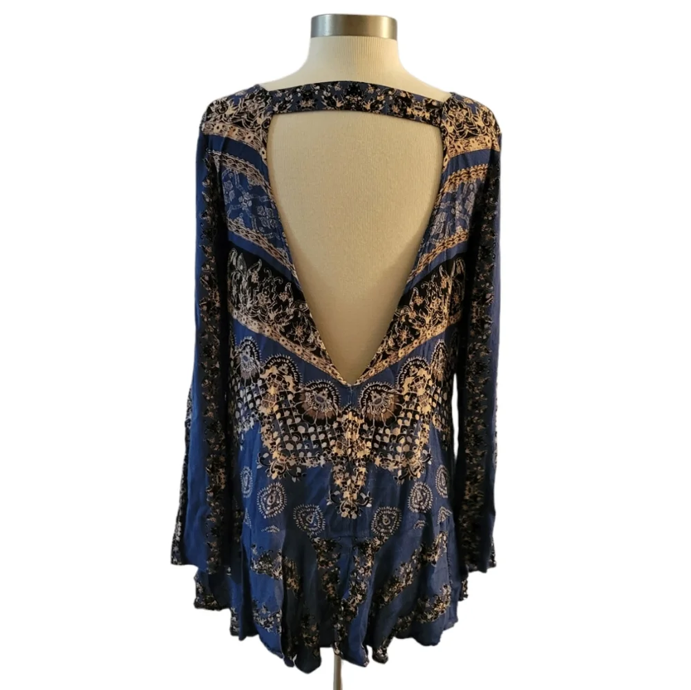 Free People blue white