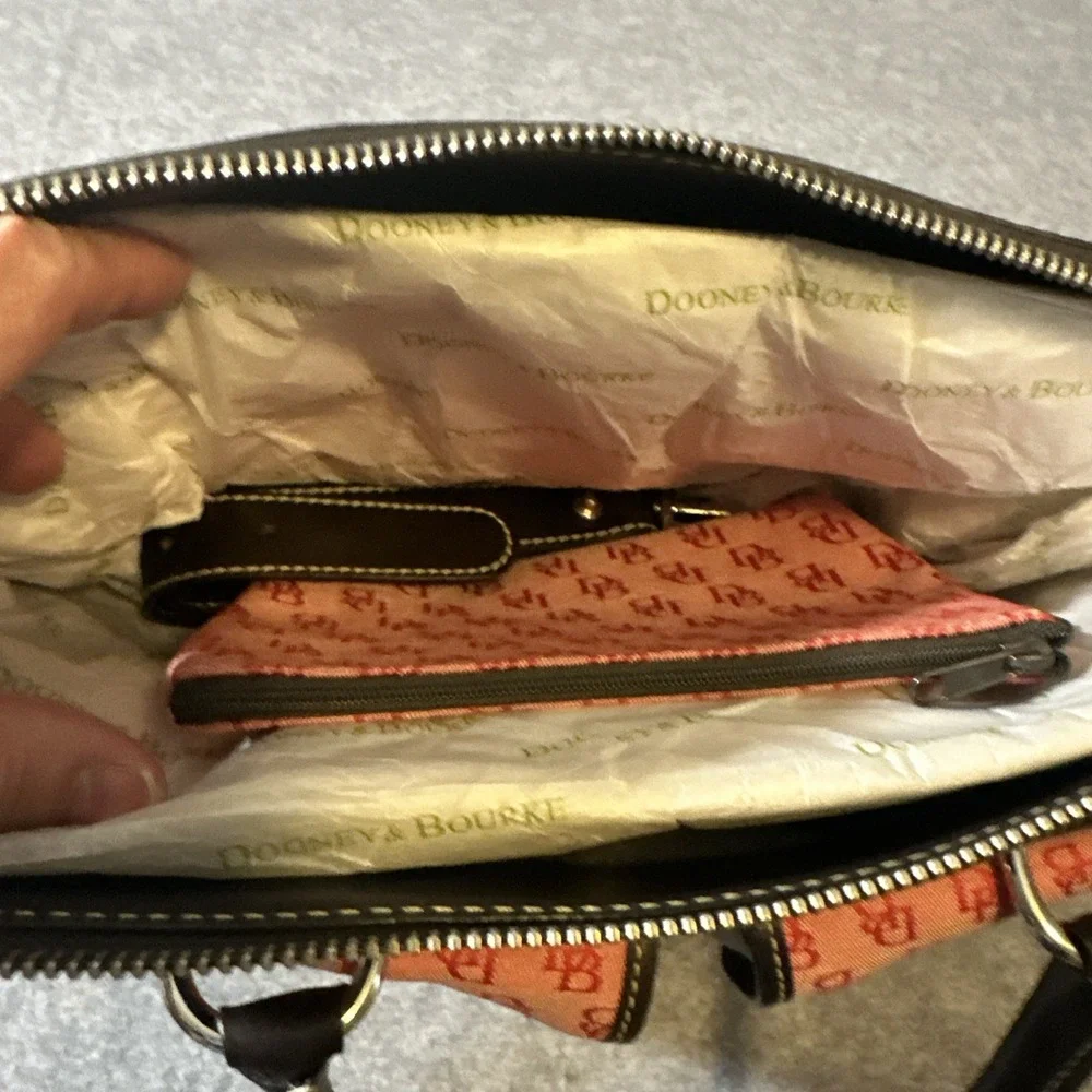 Dooney & Bourke vtg dooney