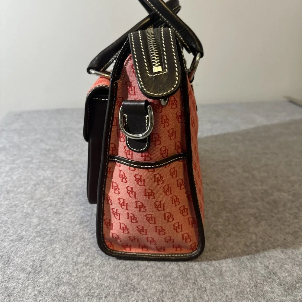Dooney & Bourke vtg dooney