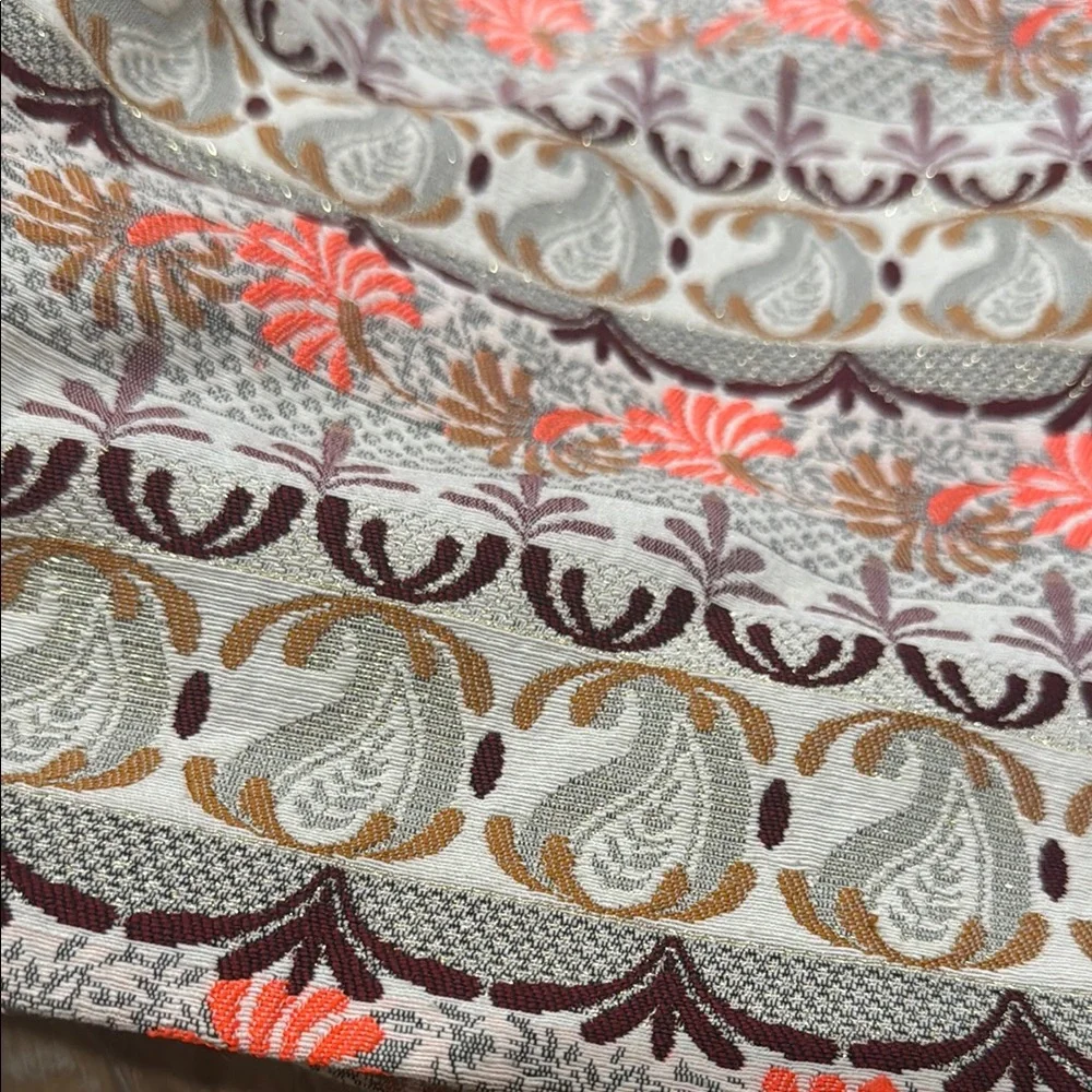 LOFT beautifully patterned