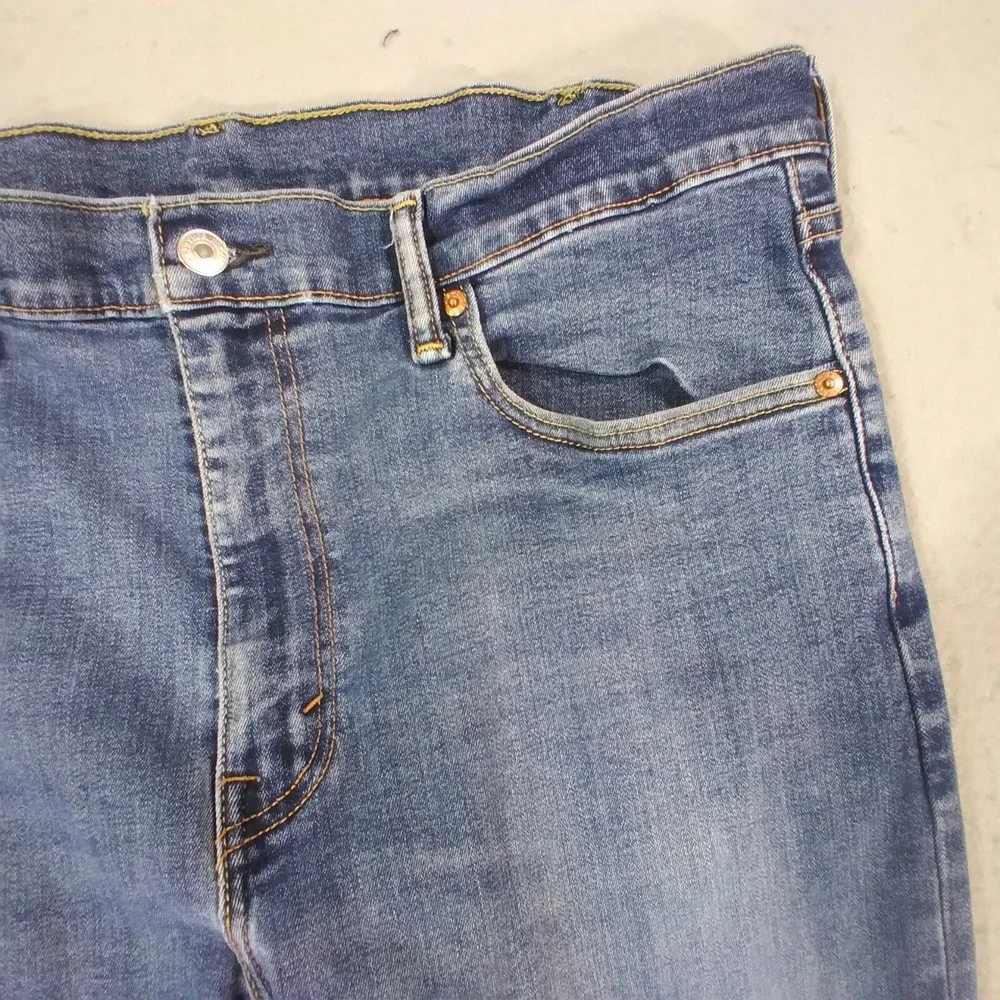 Levis good used