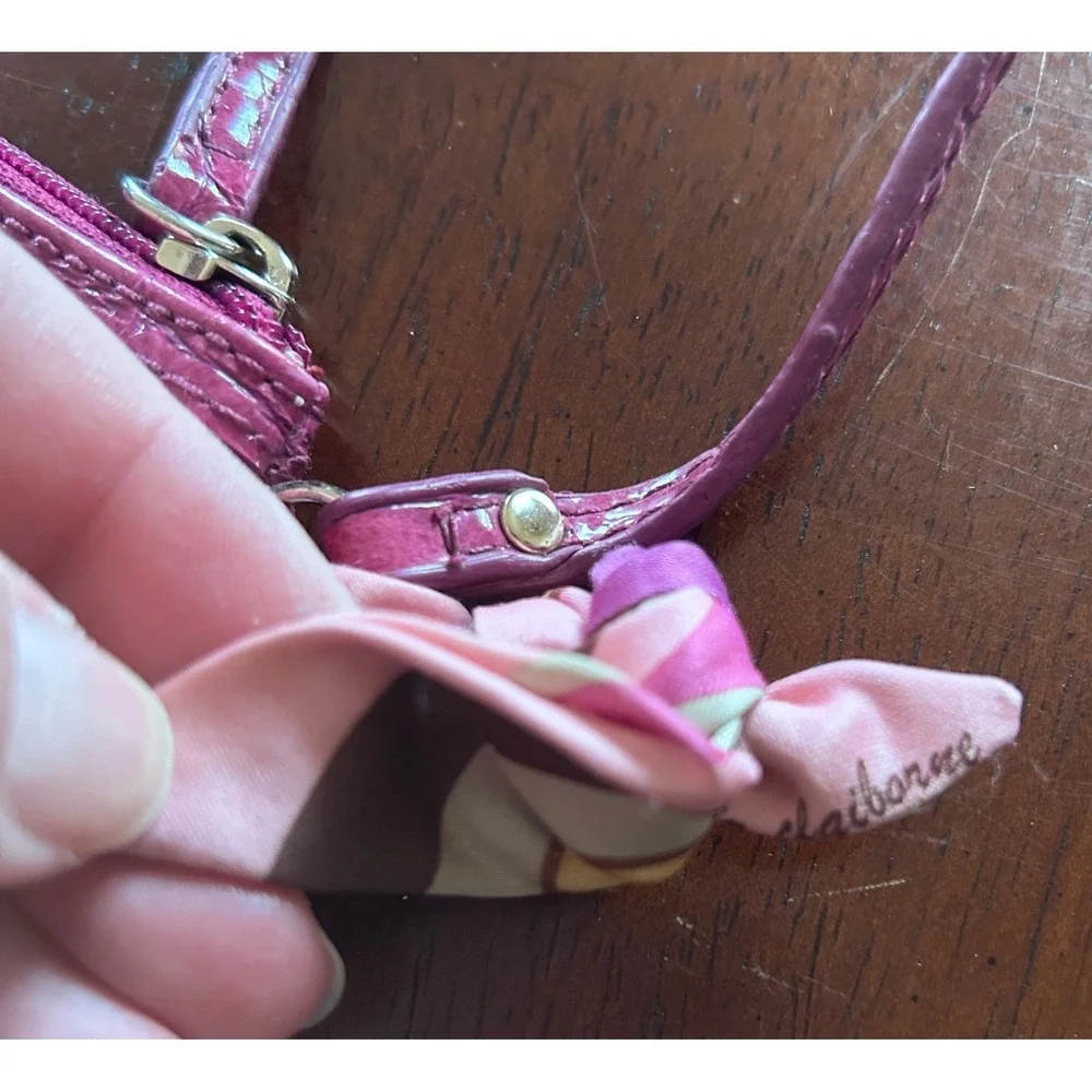 Liz Claiborne liz claiborne