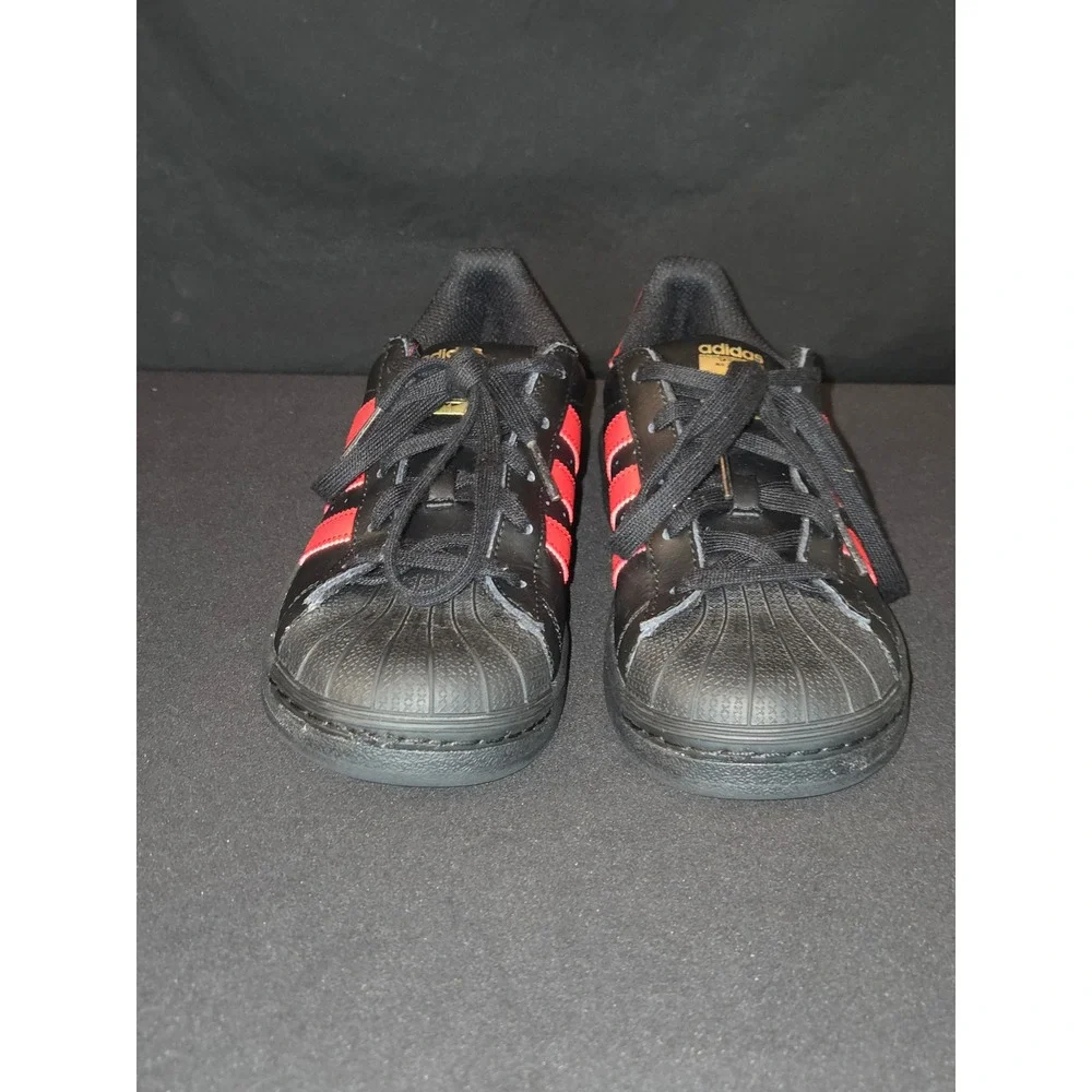 adidas material touch