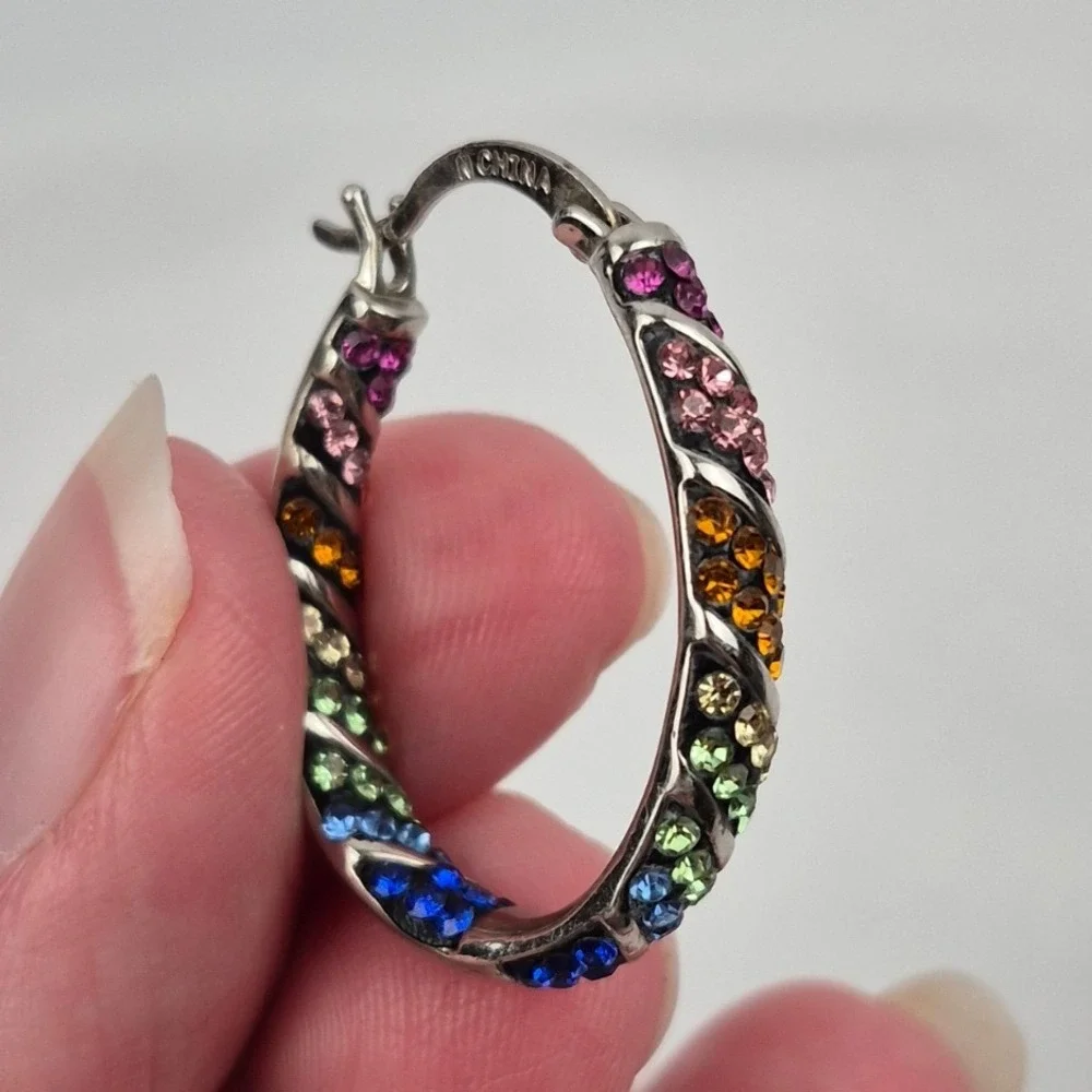 N/A fun colorful
