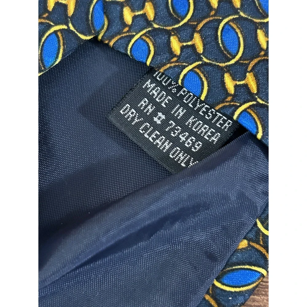 Looney Tunes Mania tie novelty