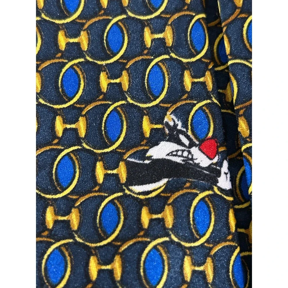 Looney Tunes Mania ring from