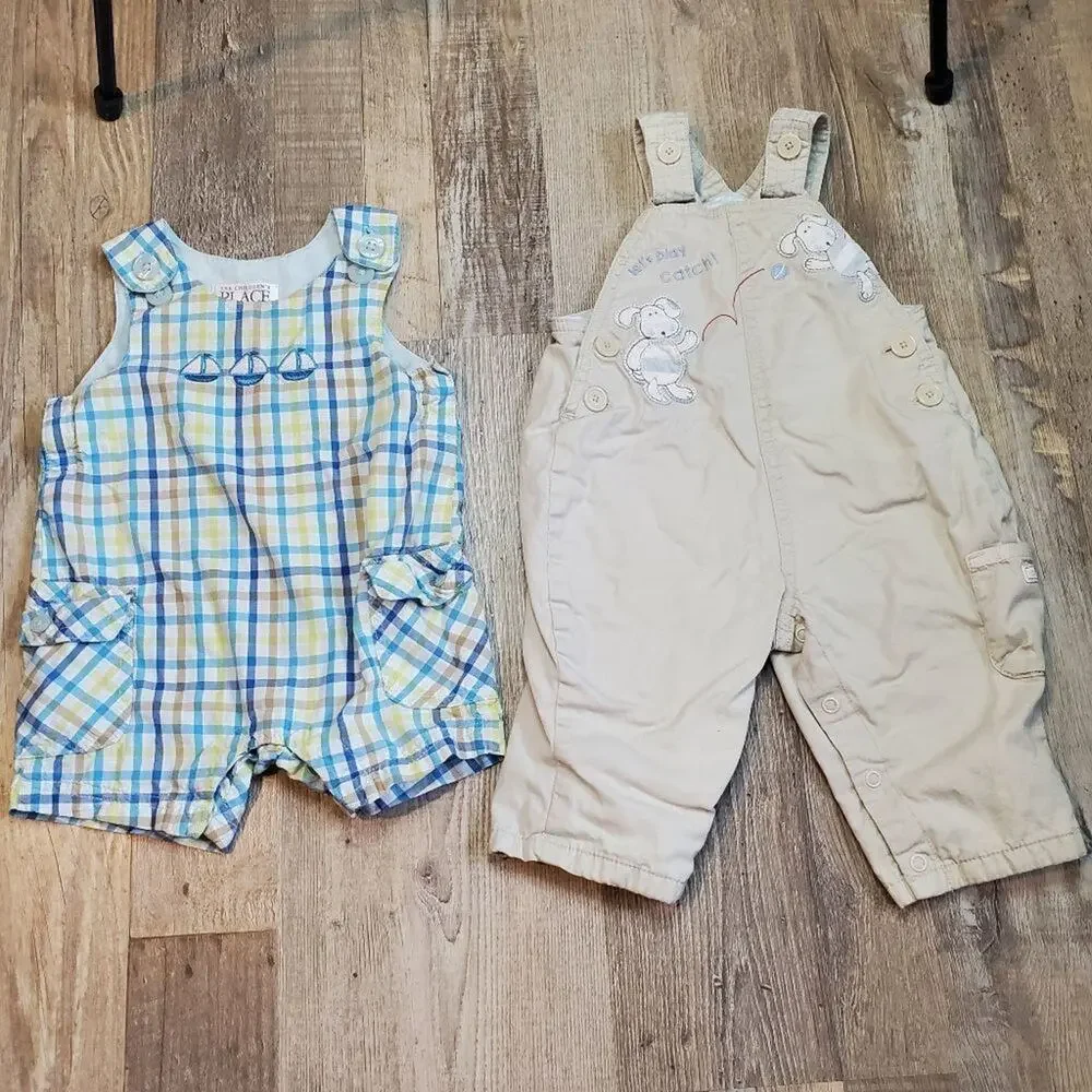 𝅺The childrens place two 3-6 months overalls
