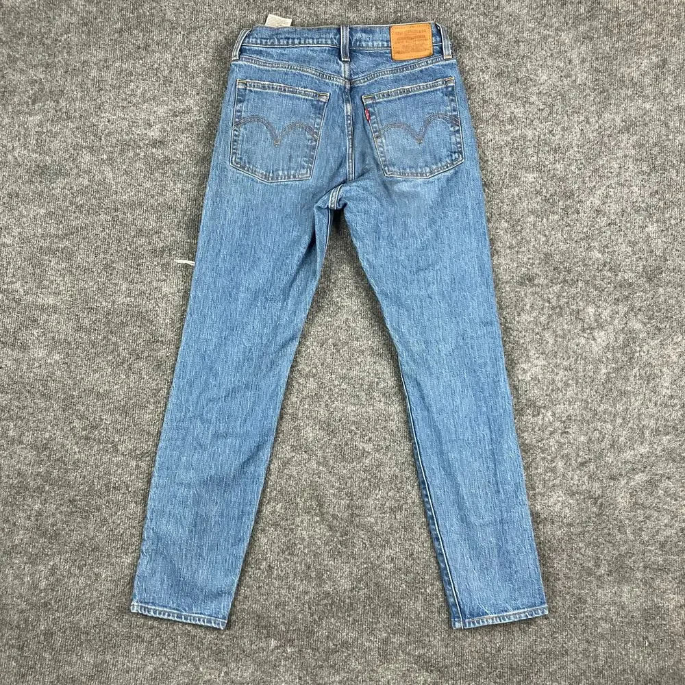 Levis levi wedgie