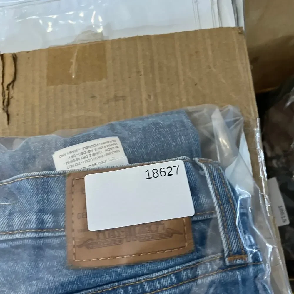 Levis levi wedgie